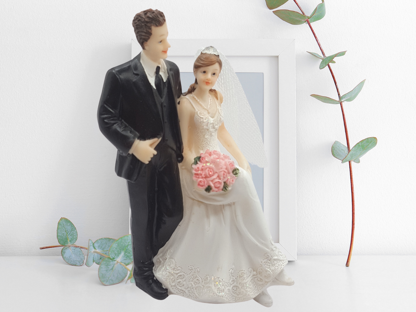 Deko Figur zur Hochzeit | Brautpaar sitzend als Tortenfigur | Geschenkidee Dekofigur als Hochzeitsgeschenk