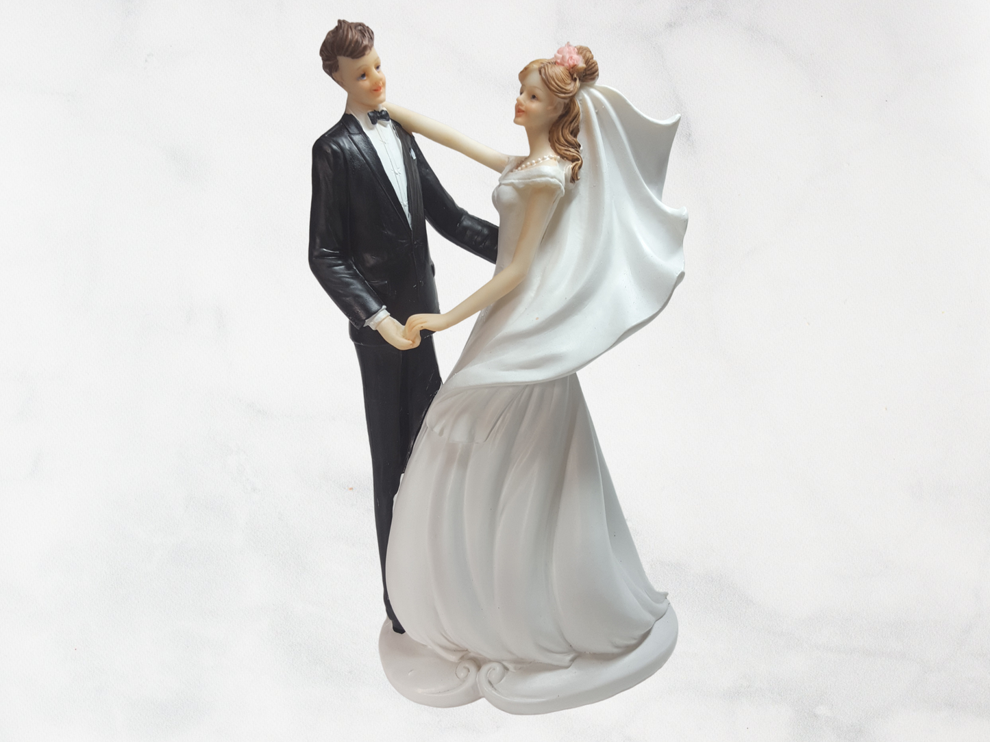 Deko Figur zur Hochzeit tanzen